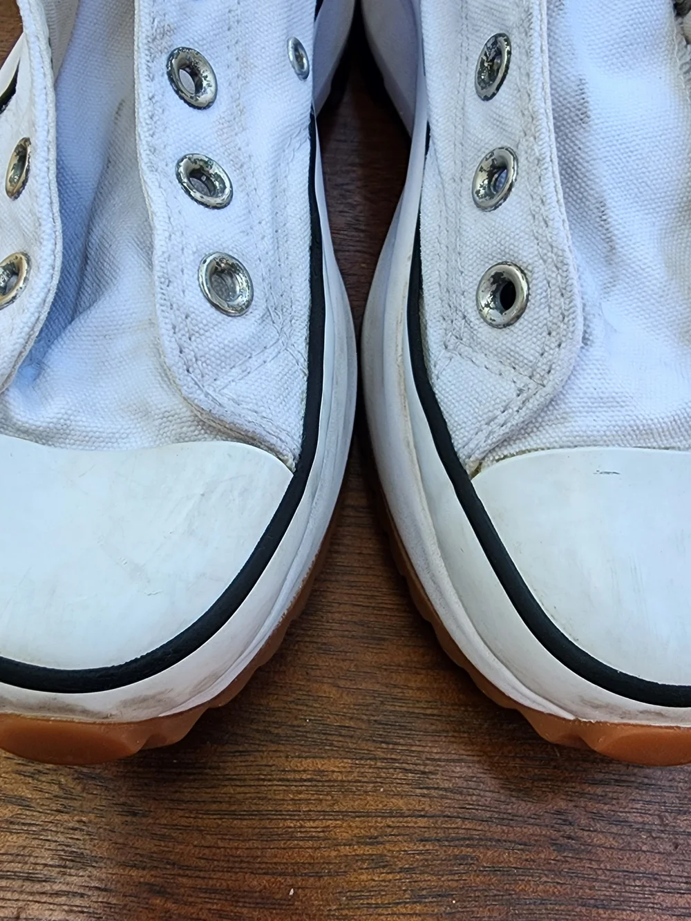 Converse Run Star Hike High Top White Black Platform Lug Sole Sneakers 5.5